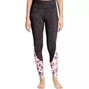 Athleta Women’s Chaturanga Flow Petal Leggings Gray/Pink SZ S
